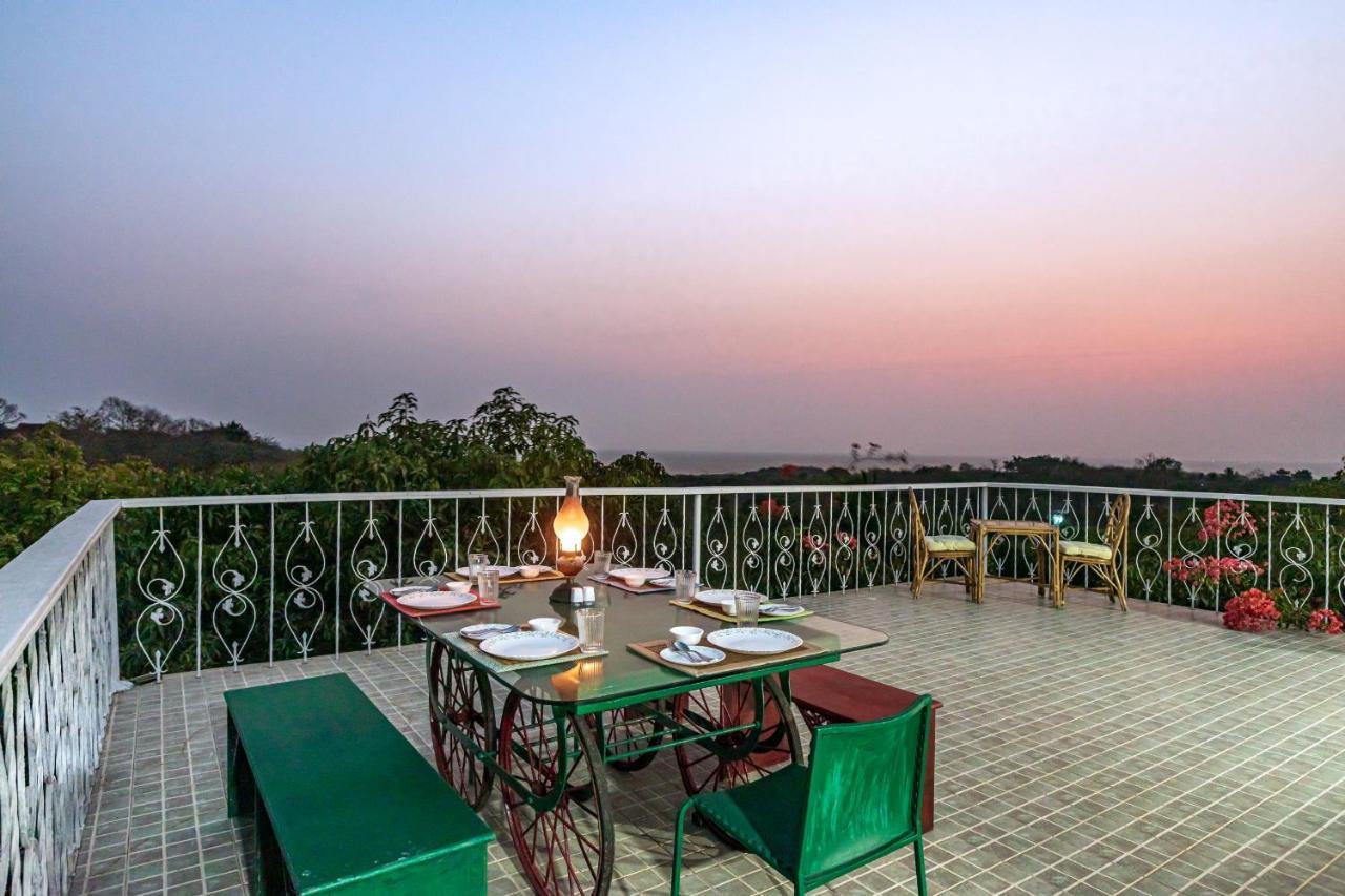 Saffronstays Sunglade, Kashid - Ocean-View Villa Near Kashid Beach Nāndgaon 外观 照片
